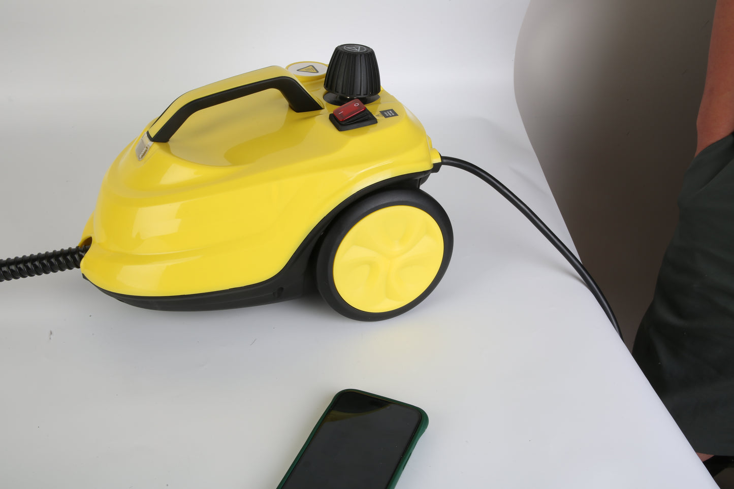 1Pc 1800W Steam Cleaning Machine With Wheels High Temperature And Pressure Steamer Cleaner With 2L Water Tank Stepless Steam Control 15 Accessories